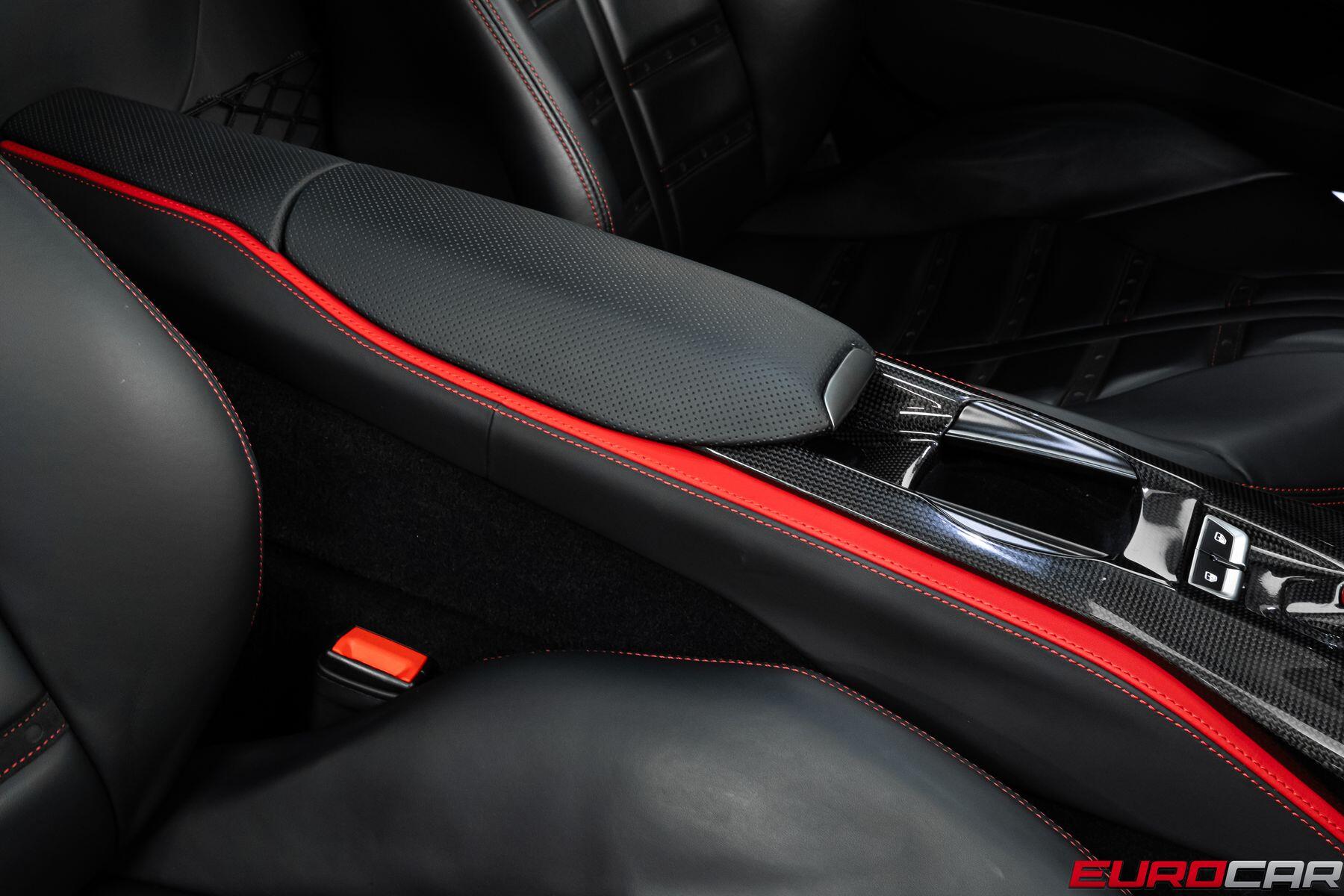 2019 Ferrari 812 Superfast *HUGE CARBON INTERIOR OPTIONS * FRONT LIFT*Image 36