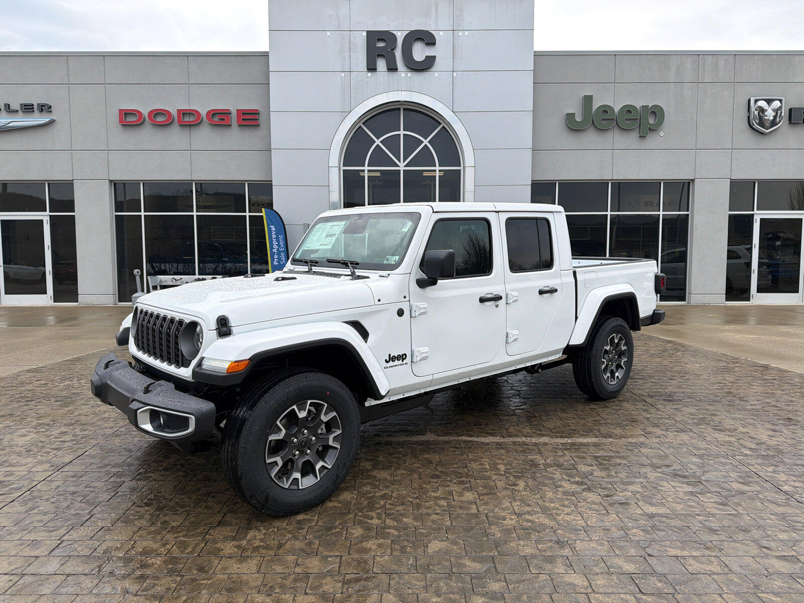 2026 Jeep Gladiator Sahara Auto's photo