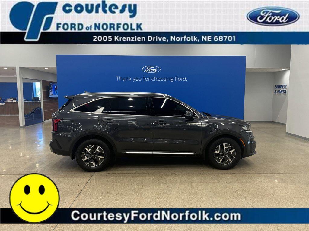 Used 2021 Kia Sorento S Hybrid with VIN KNDRG4LG8M5055100 for sale in Norfolk, NE