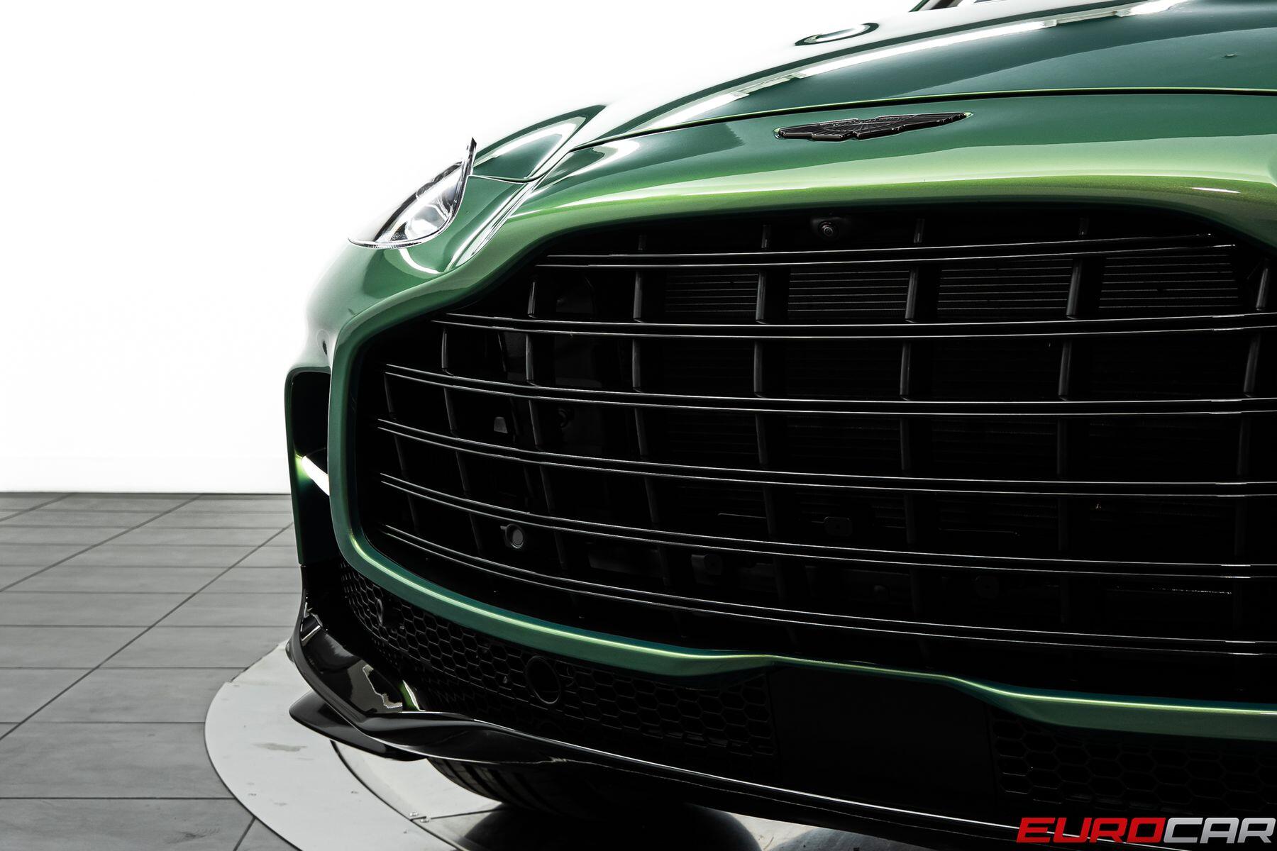 2023 Aston Martin DBX 707 *SPECIAL FACTORY PAINT * PANORAMIC ROOF*Image 10