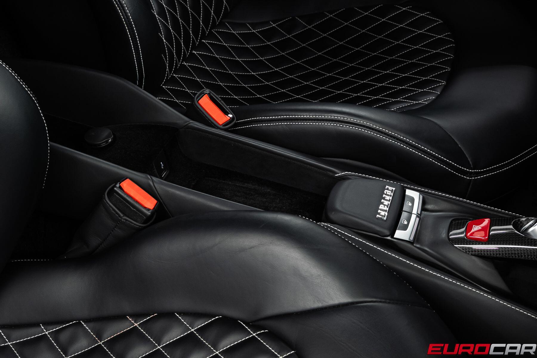 2017 Ferrari 488 GTB *CARBON STEERING WHEEL * IMMACULATE CONDITION*Image 37