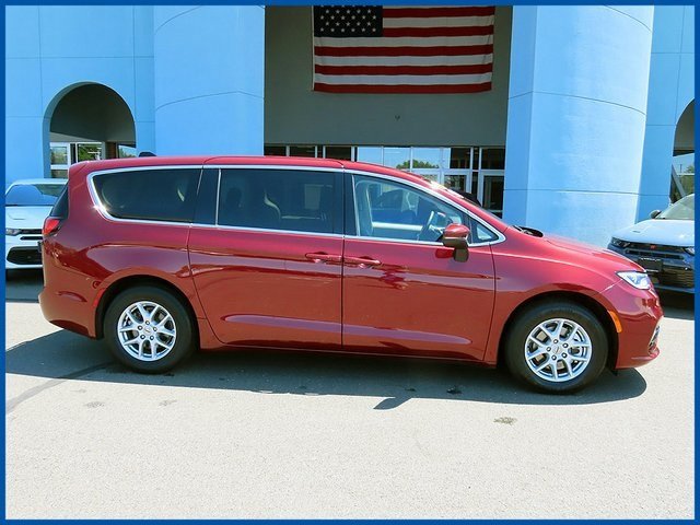 Certified 2023 Chrysler Pacifica Touring L with VIN 2C4RC1BG2PR532588 for sale in New Britain, CT