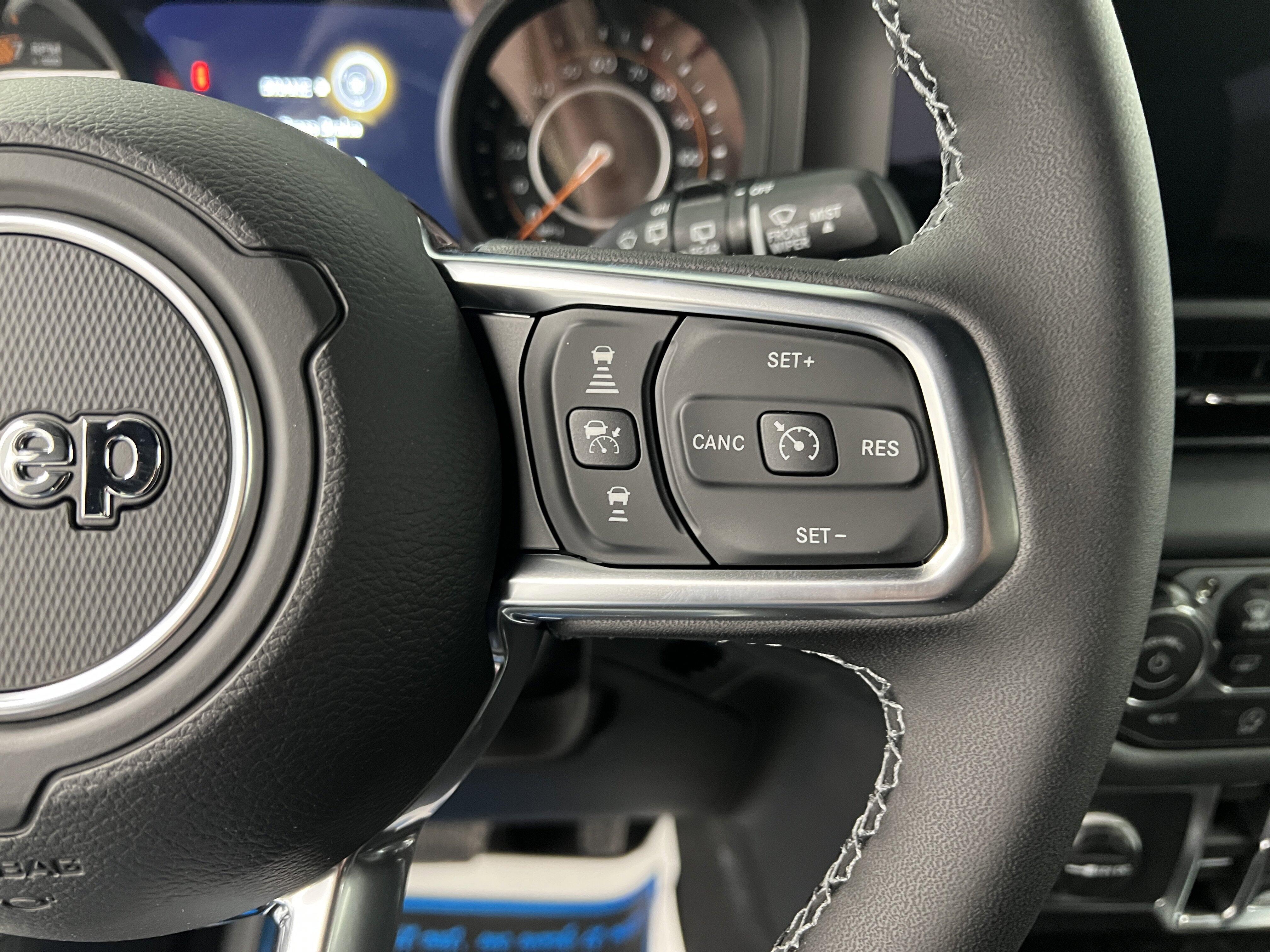 2026 Jeep Wrangler 4-Door Sahara - Photo 22