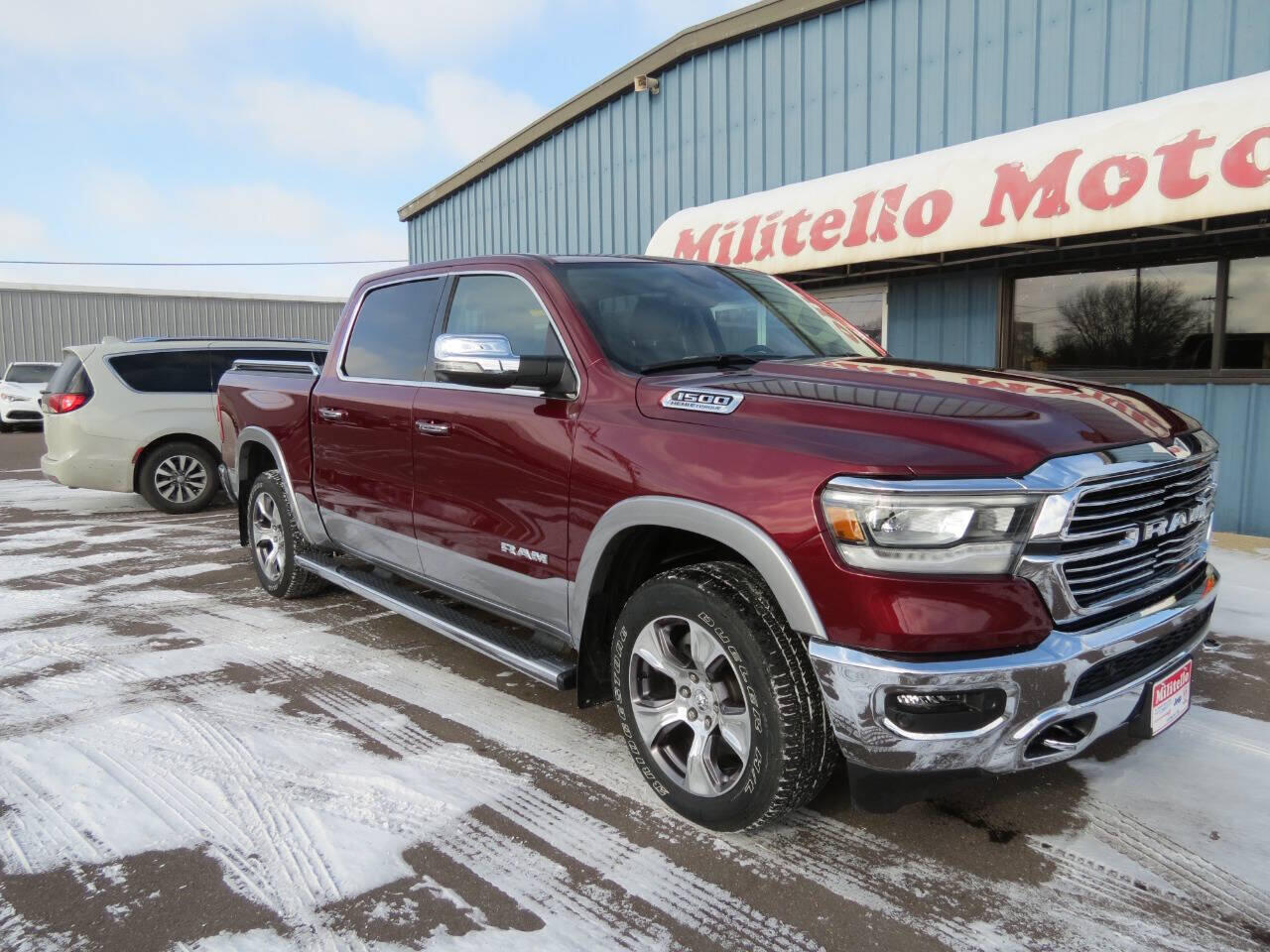 Used 2021 RAM Ram 1500 Pickup Laramie with VIN 1C6SRFJTXMN774279 for sale in Fairmont, Minnesota