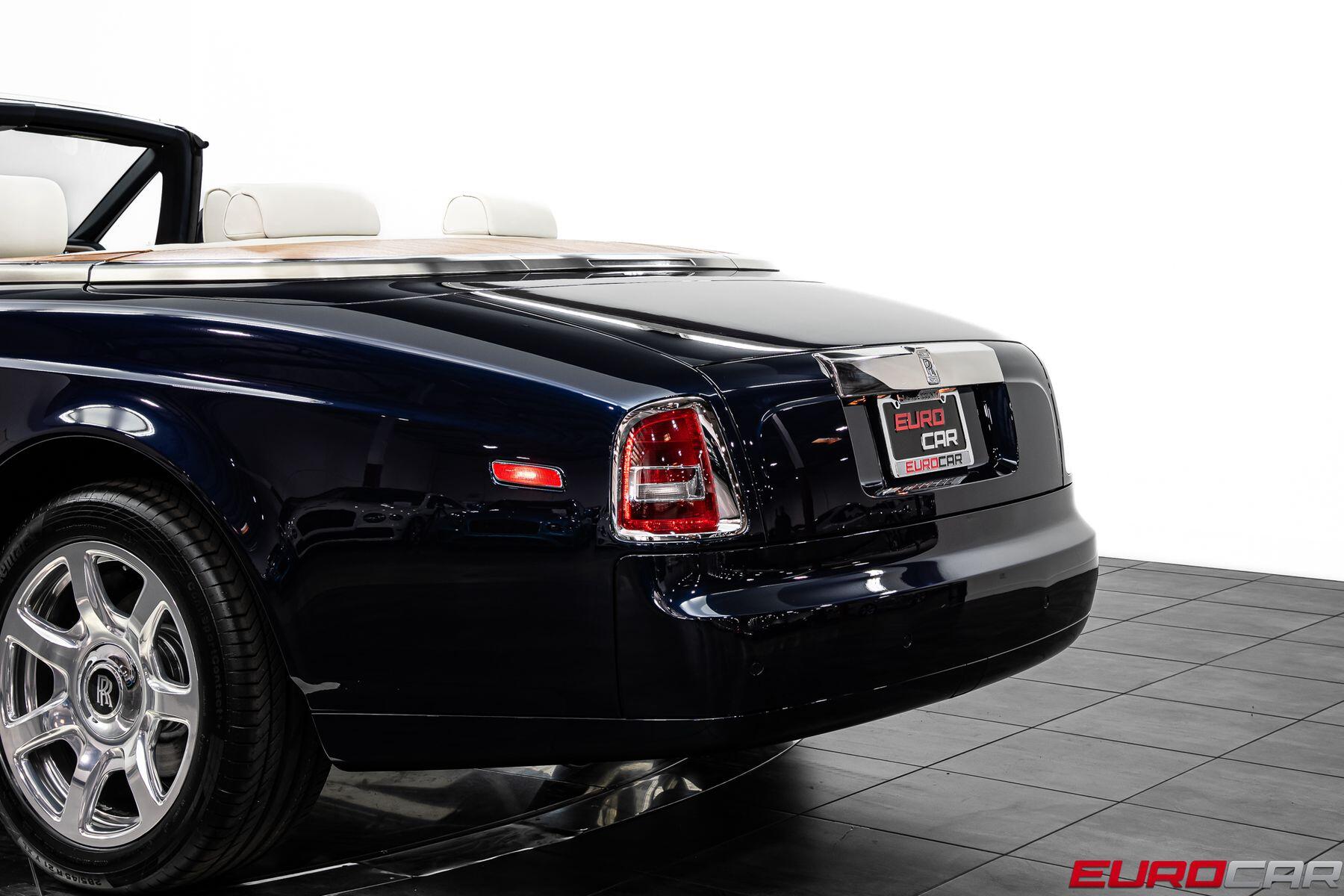 2010 Rolls-Royce Phantom Drophead Coupe *RARE INTERIOR * IMMACULATE CONDITION*Image 19