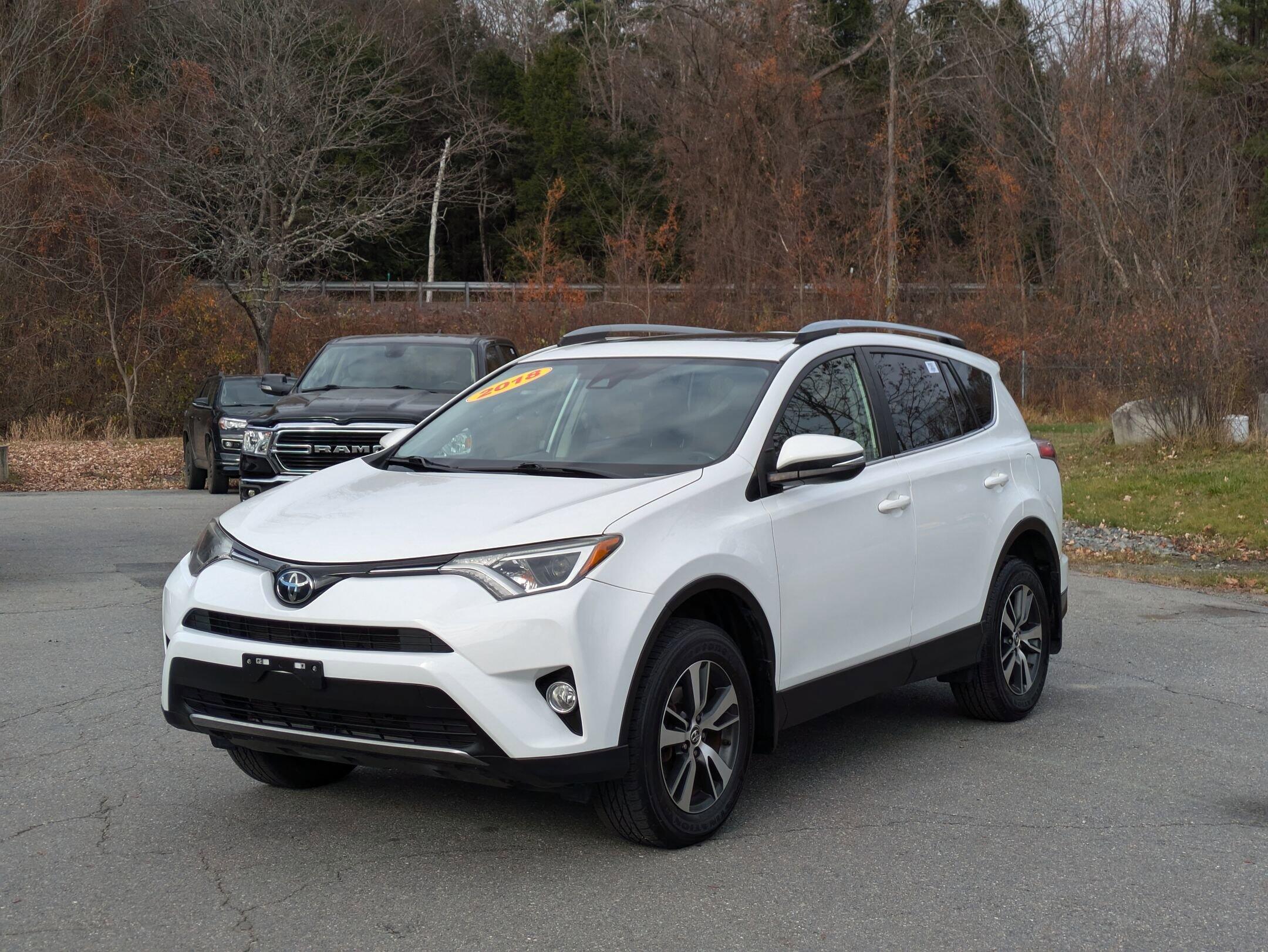 Used 2018 Toyota RAV4 XLE with VIN JTMRFREV9JD254007 for sale in Brattleboro, VT