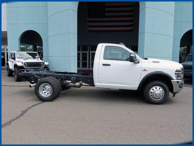 2025 RAM 3500 Chassis