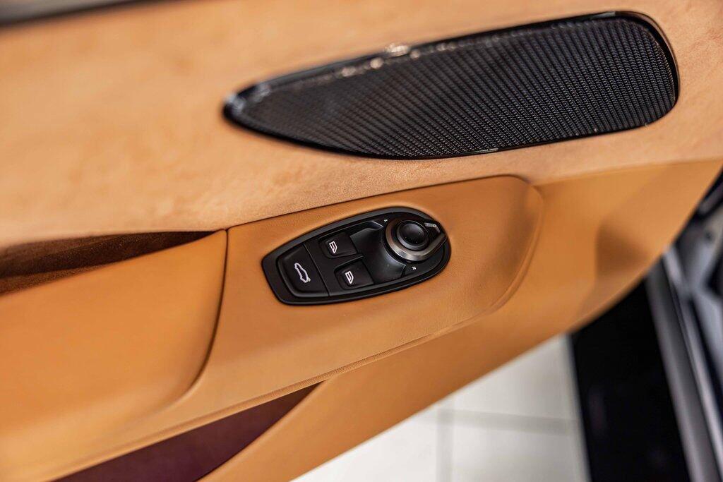 2026 Aston Martin Vantage Base - Photo 31