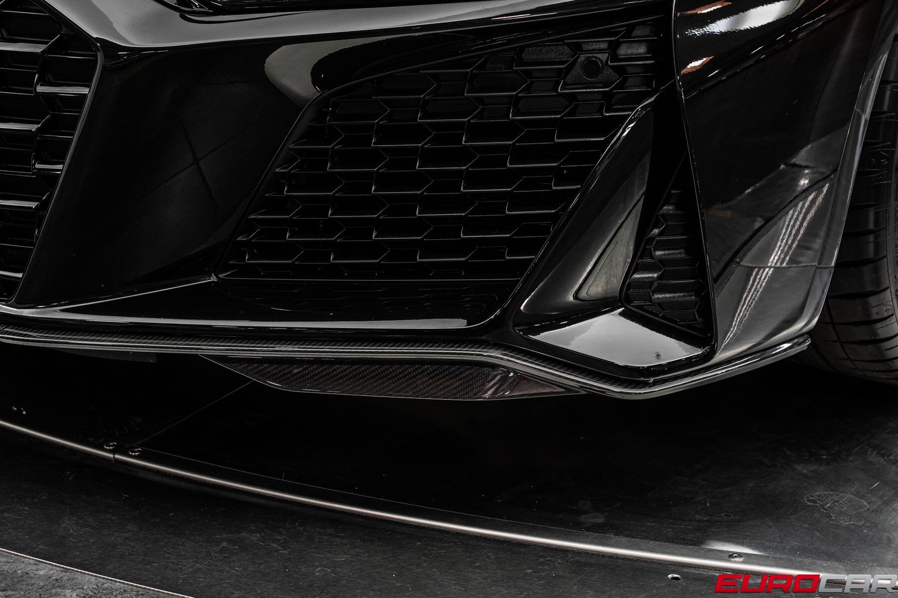 2023 Audi R8 Spyder V10 Performance quattro *HUGE CARBON OPTIONS*Image 16