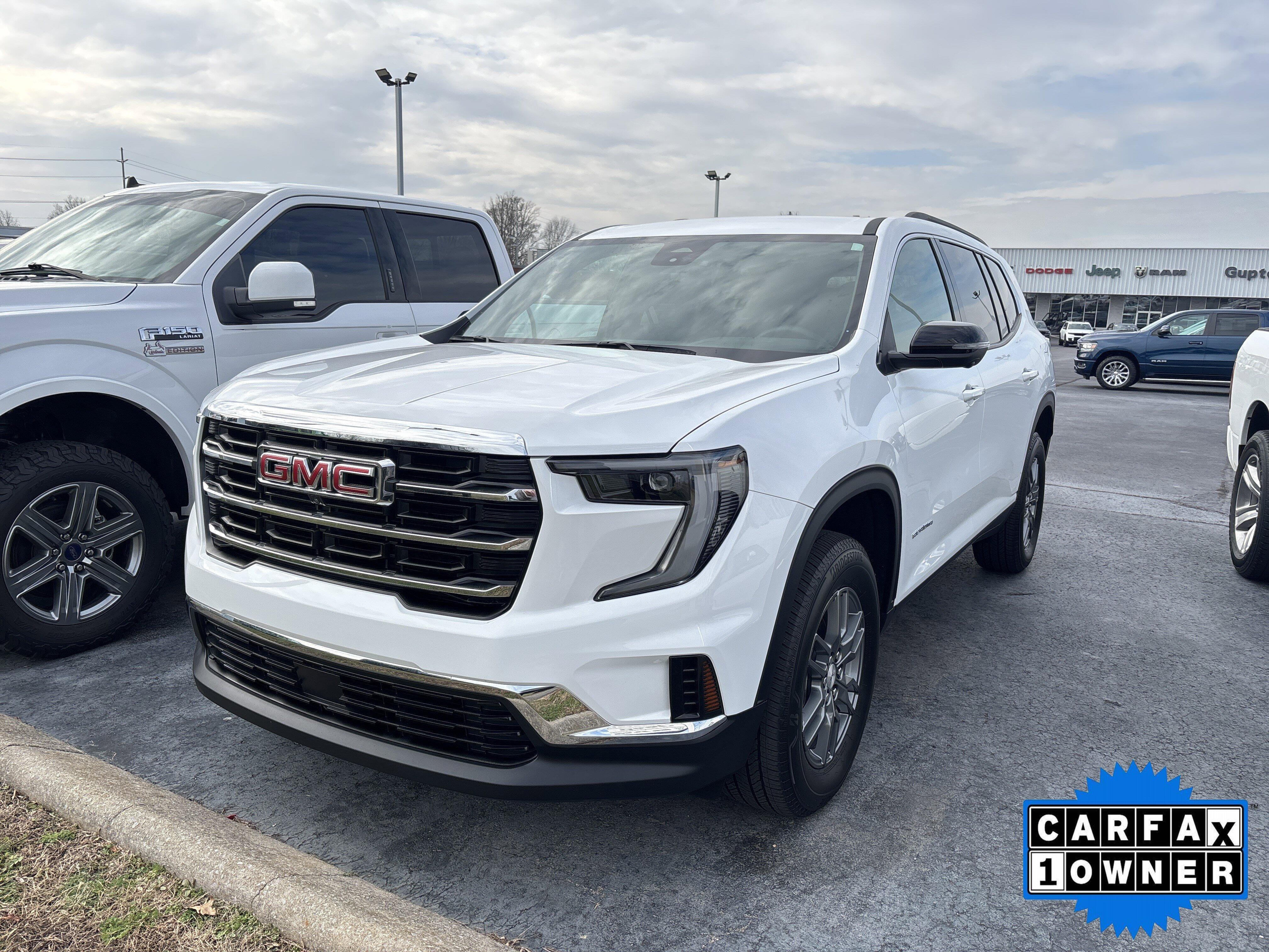 2025 GMC Acadia Base's photo