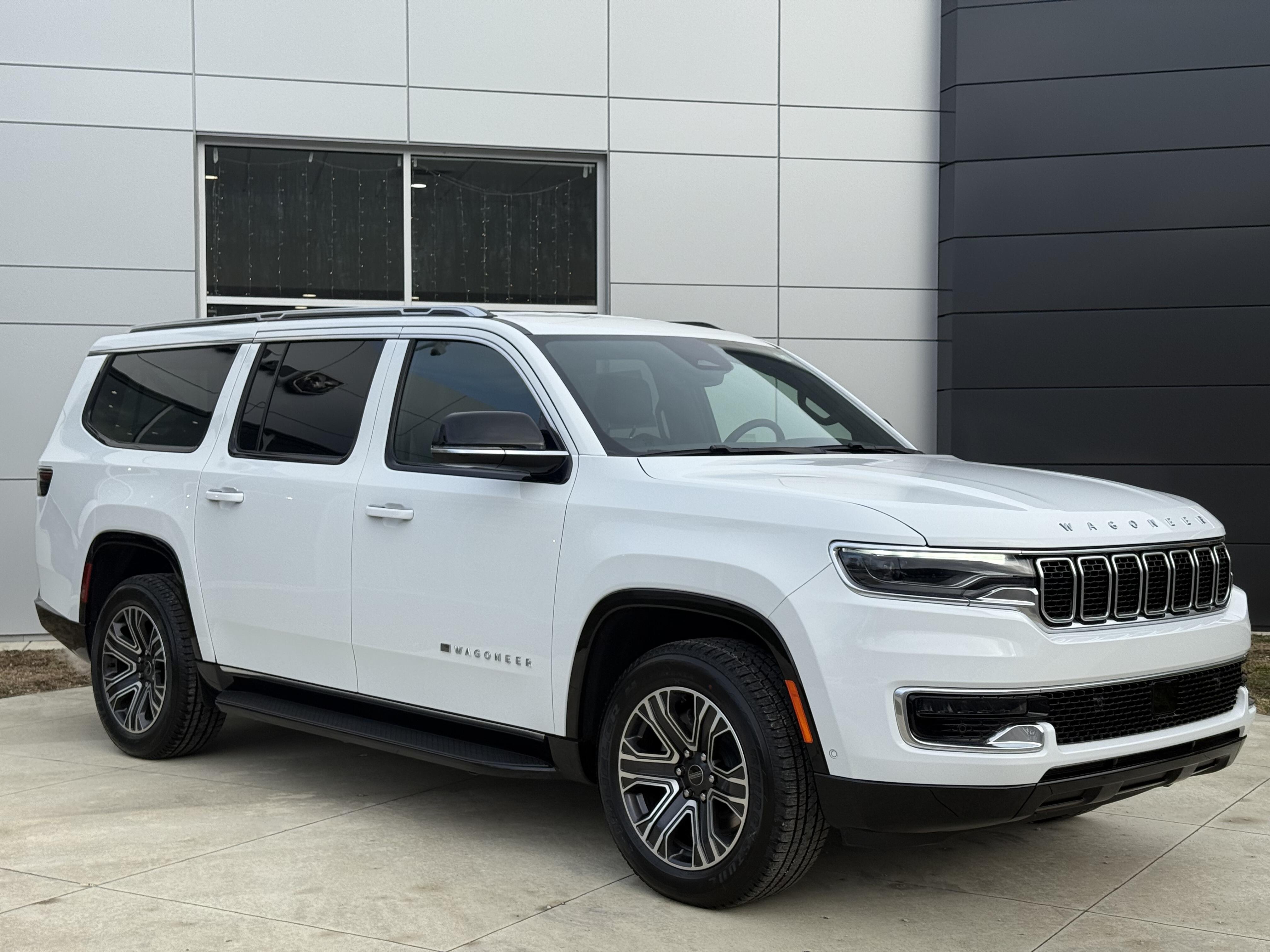 2025 Jeep Wagoneer L Series I's photo