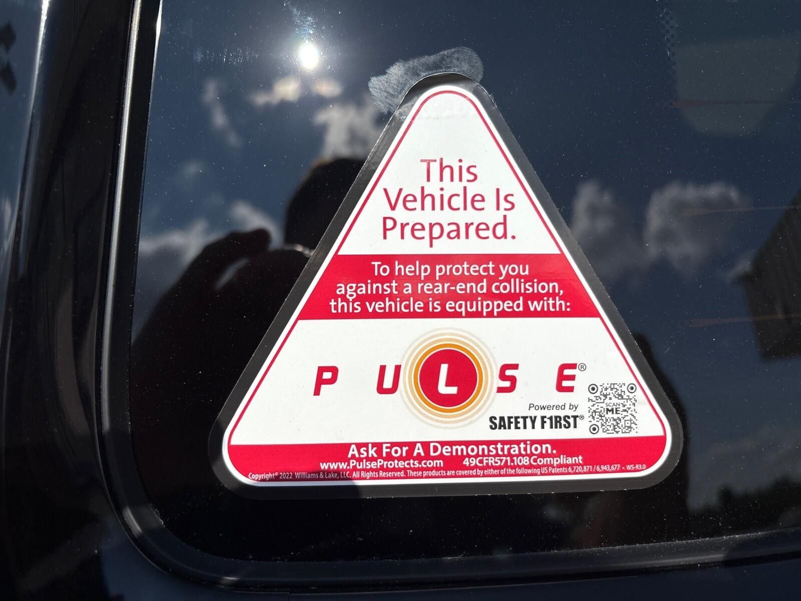 2025 Jeep Wagoneer L Series II - Photo 15