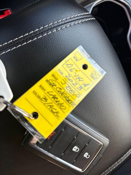 Used 2023 Jeep Grand Cherokee LaredoImage 22