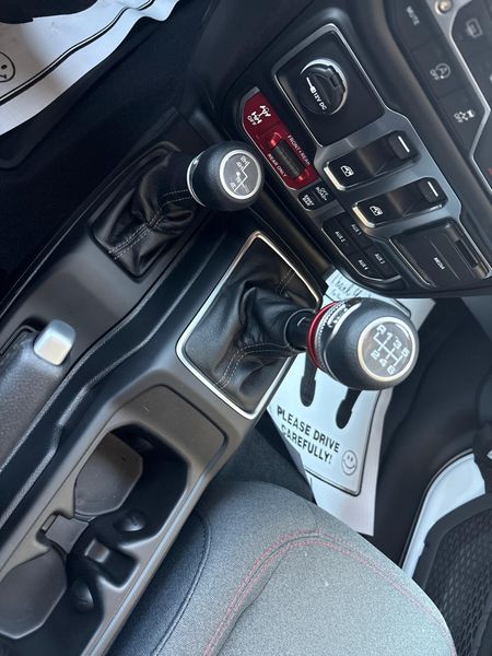 New 2025 Jeep Wrangler 2-door RubiconImage 14
