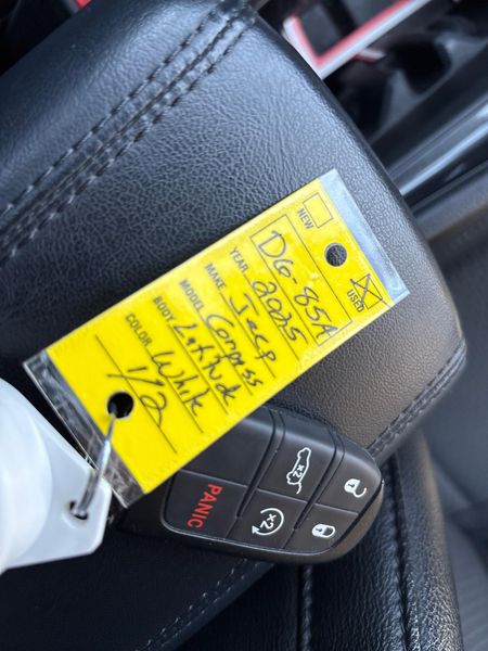 Used 2025 Jeep Compass LatitudeImage 16