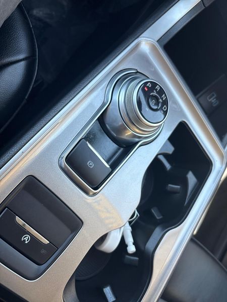 Used 2024 Ford Edge SELImage 17