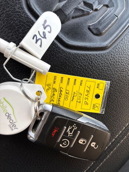 Used 2019 RAM 1500 LaramieImage 26