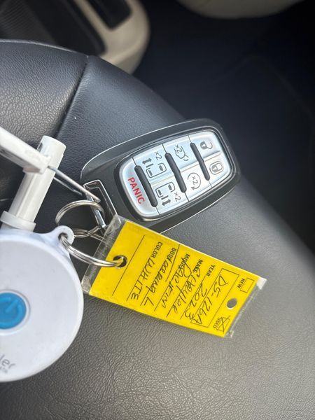 Used 2023 Chrysler Pacifica Touring LImage 21