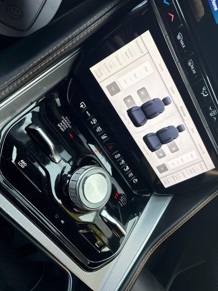 2022 Jeep Grand Wagoneer Series IIIImage 24