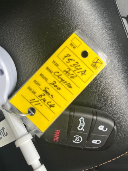2016 Chrysler 300 300SImage 25