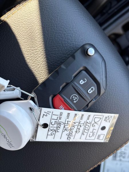 New 2026 Jeep Wrangler 4-door SaharaImage 21