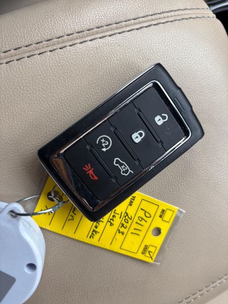 Used 2023 Jeep Grand Cherokee L LimitedImage 23