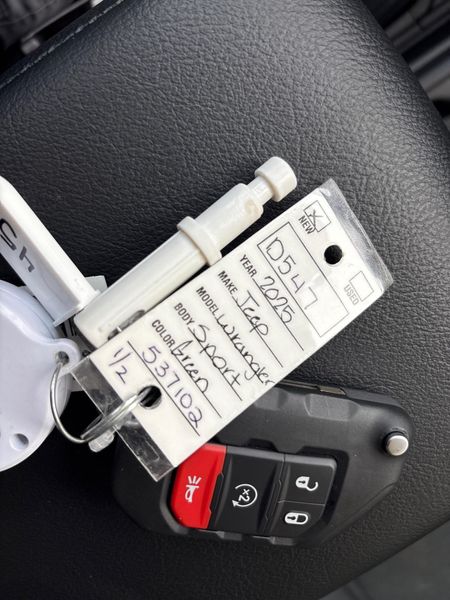 New 2025 Jeep Wrangler 4-door Sport SImage 23