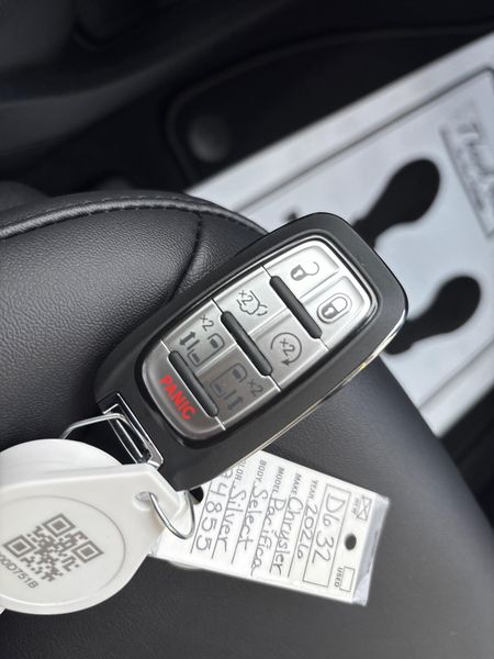 New 2026 Chrysler Pacifica SelectImage 20