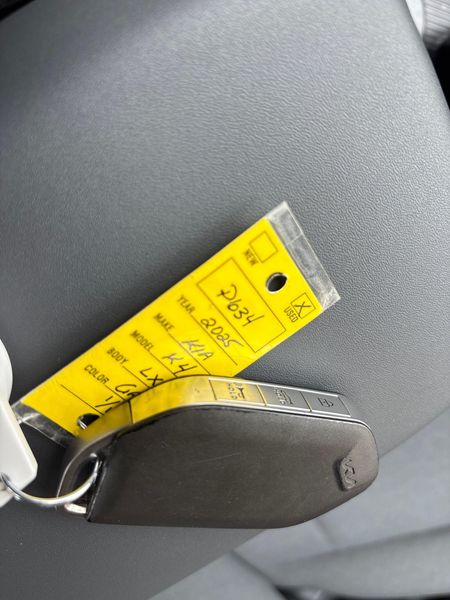 Used 2025 Kia K4 LXSImage 22