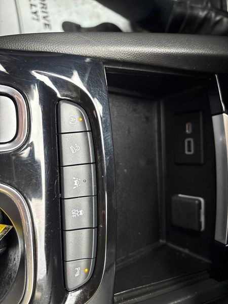 Used 2023 Buick Envision PreferredImage 17