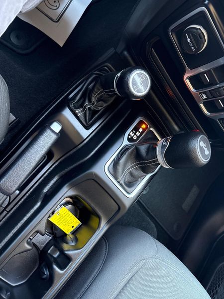 Used 2021 Jeep Wrangler Unlimited SaharaImage 16