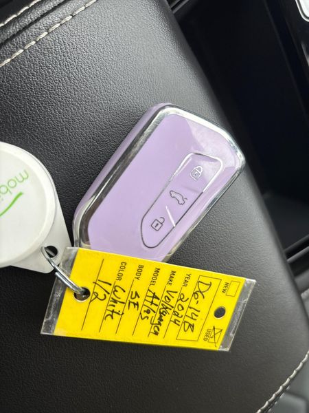 Used 2024 Volkswagen Atlas 2.0T SE w/TechnologyImage 23