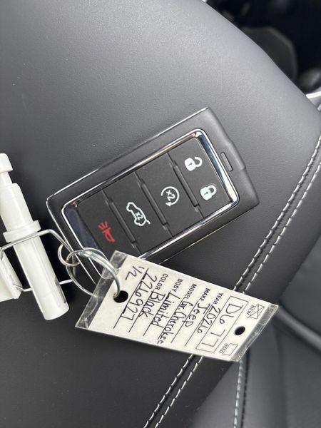 New 2026 Jeep Grand Cherokee Limited Reserve 4x4Image 23