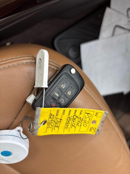 2012 Buick Verano Leather GroupImage 21