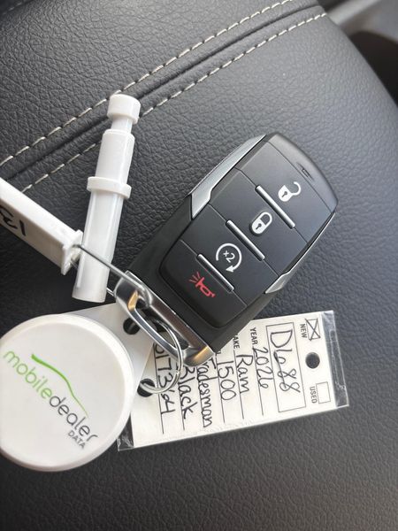 New 2026 RAM 1500 Express Crew Cab 4x4 5