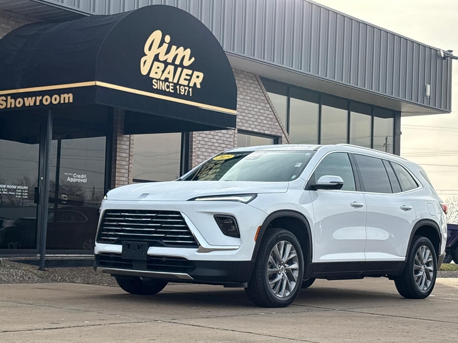 2025 Buick Enclave Preferred's photo