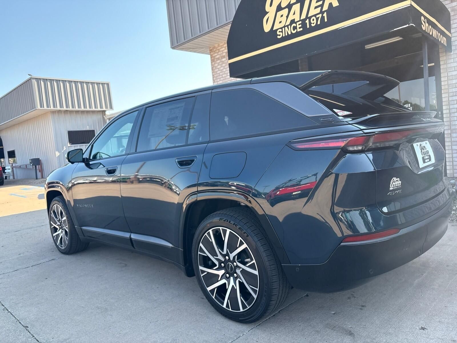 2025 Jeep Wagoneer S Limited - Photo 11