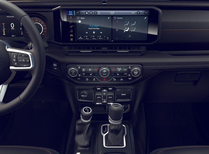 New 2026 Jeep Wrangler 4-door SaharaImage 5