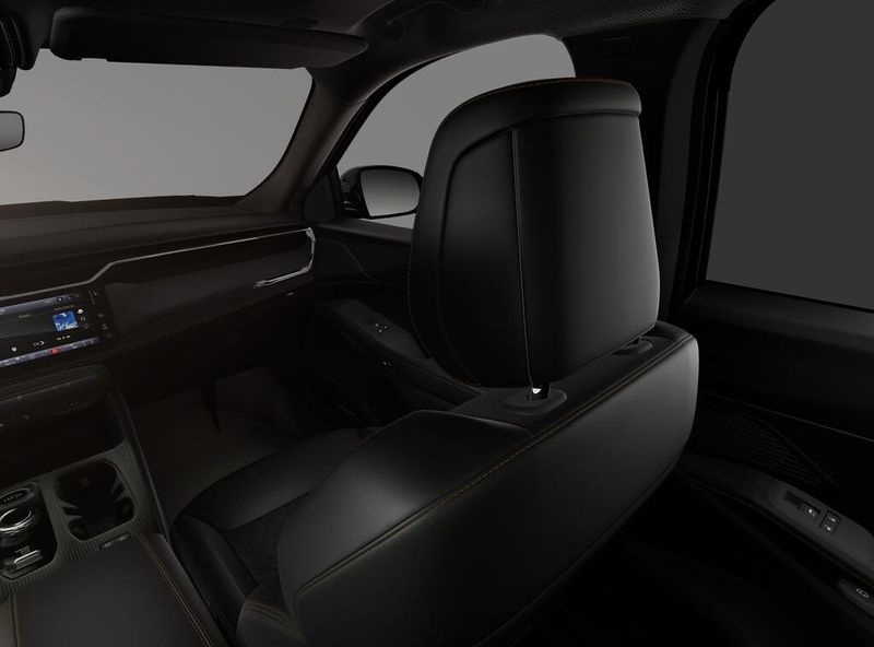 New 2026 Jeep Cherokee Overland 4x4Image 7