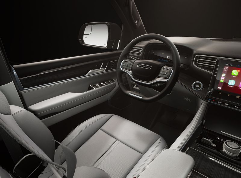 2026 Jeep Grand Grand Wagoneer Wagoneer L 4x4Image 8