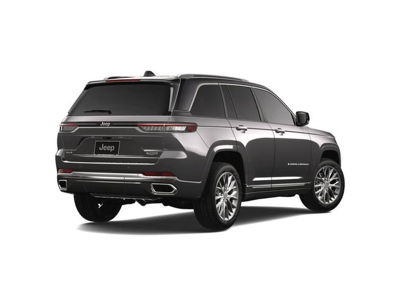 New 2025 Jeep Grand Cherokee Summit 4x4Image 2