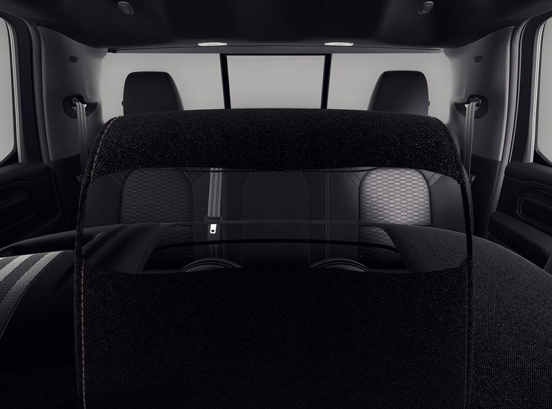 New 2027 RAM 1500 Express Crew Cab 4x4 5