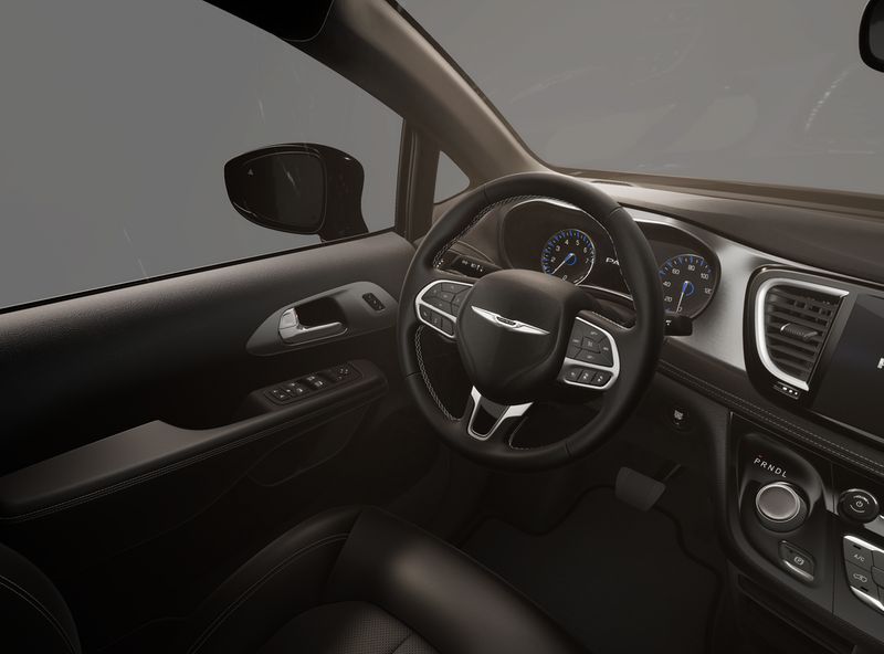 New 2026 Chrysler Pacifica SelectImage 8