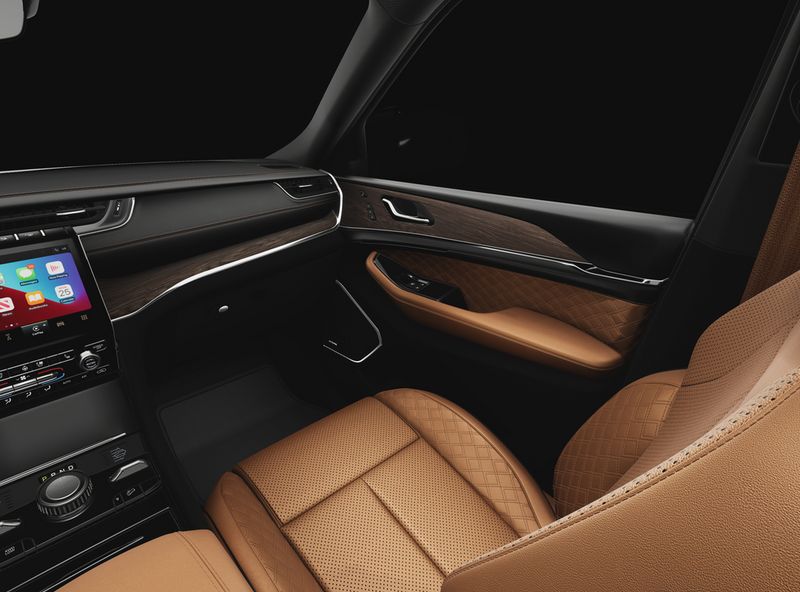 New 2025 Jeep Grand Cherokee Summit 4x4Image 7