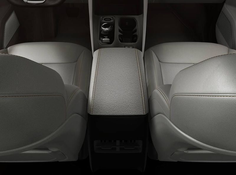 New 2026 Jeep Cherokee Limited 4x4Image 4