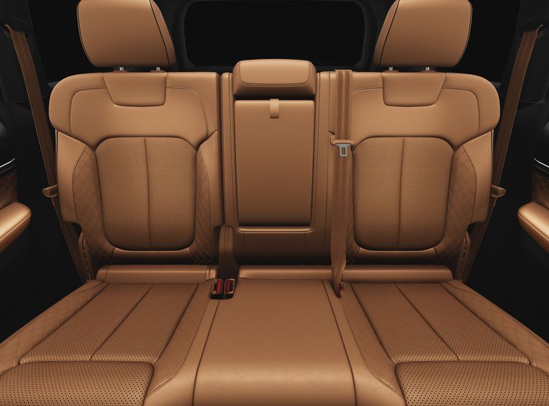 New 2025 Jeep Grand Cherokee Summit 4x4Image 3
