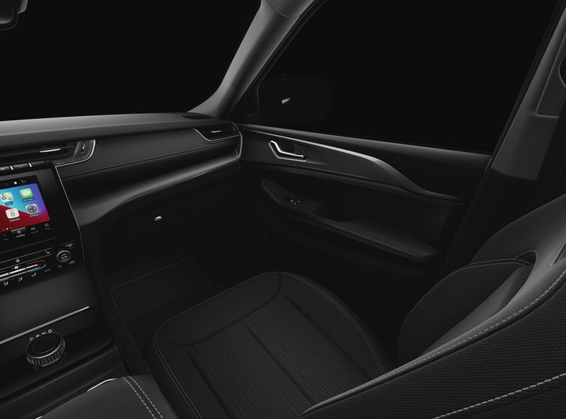 New 2025 Jeep Grand Cherokee L Laredo X 4x4Image 7