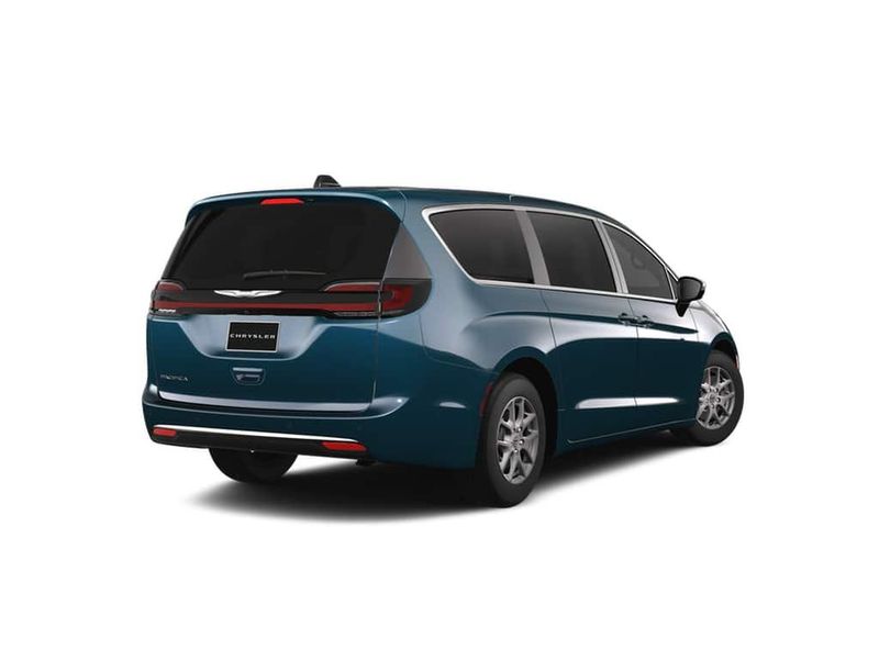 2025 Chrysler Pacifica SelectImage 2