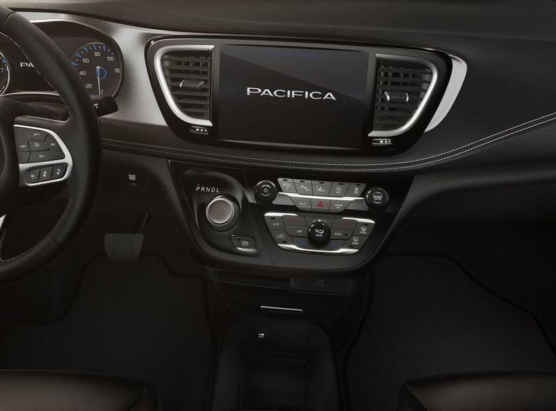 New 2026 Chrysler Pacifica SelectImage 5