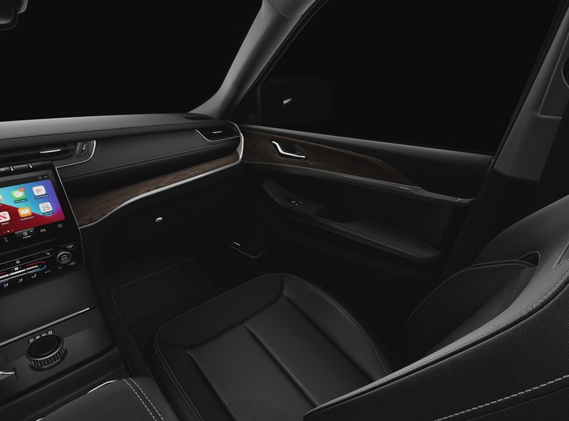 New 2025 Jeep Grand Cherokee L Limited 4x4Image 7
